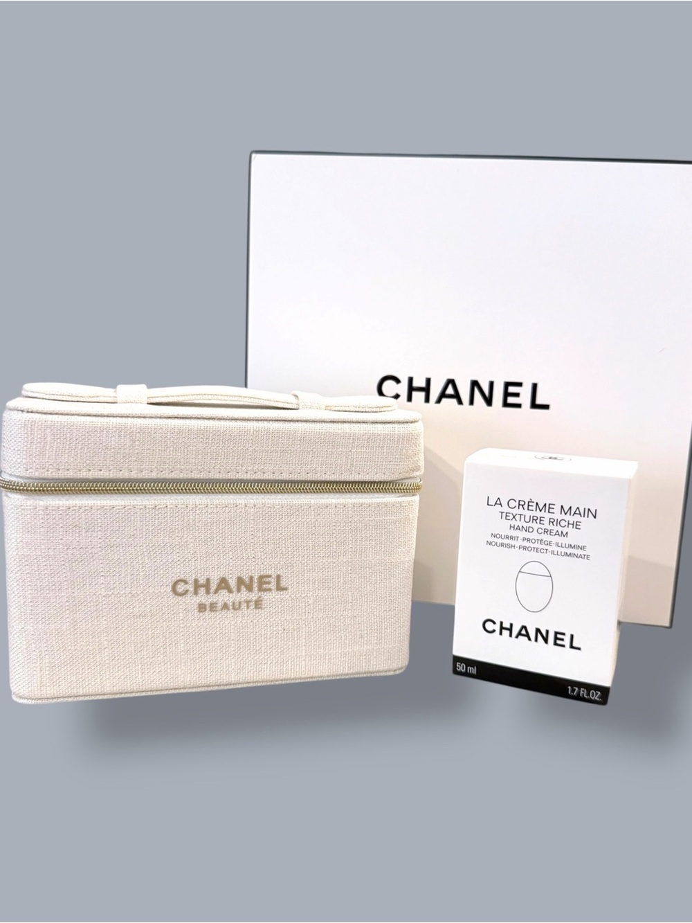CHANEL Beauté Cosmetic Vanity Pouch + La Crème Main Hand Cream 50ml Bundle